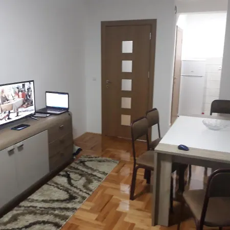 アパート Apartman Vranje *