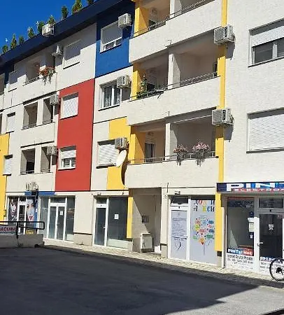 アパート Apartman Vranje ヴラニェ